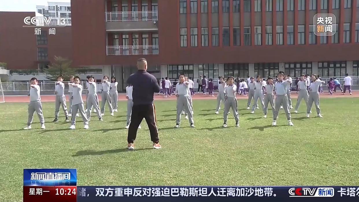 暗讽韦世豪？41岁前国脚：明知要不到欠薪非要闹 你格局得大一些.